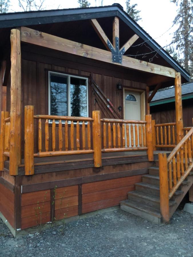 Summit Lake 苏米特湖畔旅舍酒店 外观 照片