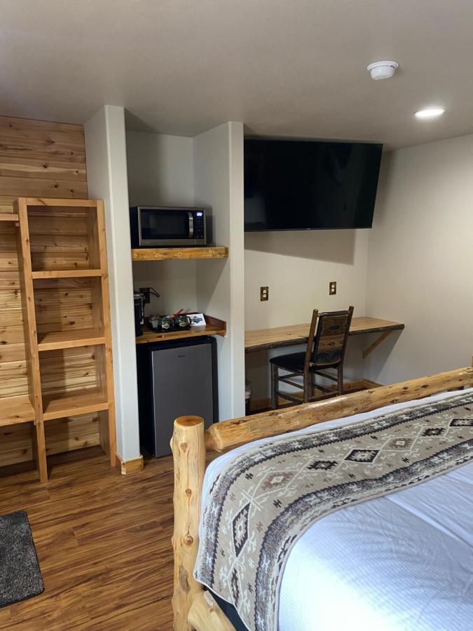 Summit Lake 苏米特湖畔旅舍酒店 外观 照片