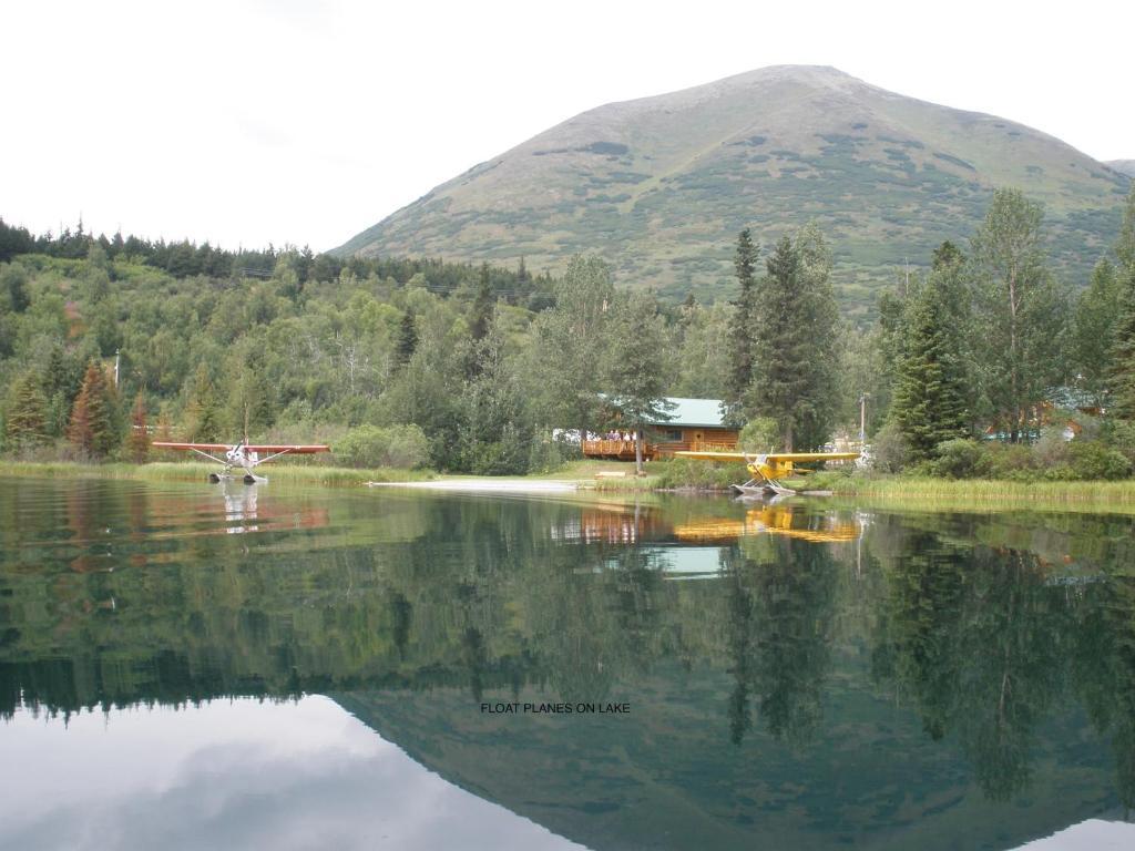 Summit Lake 苏米特湖畔旅舍酒店 外观 照片