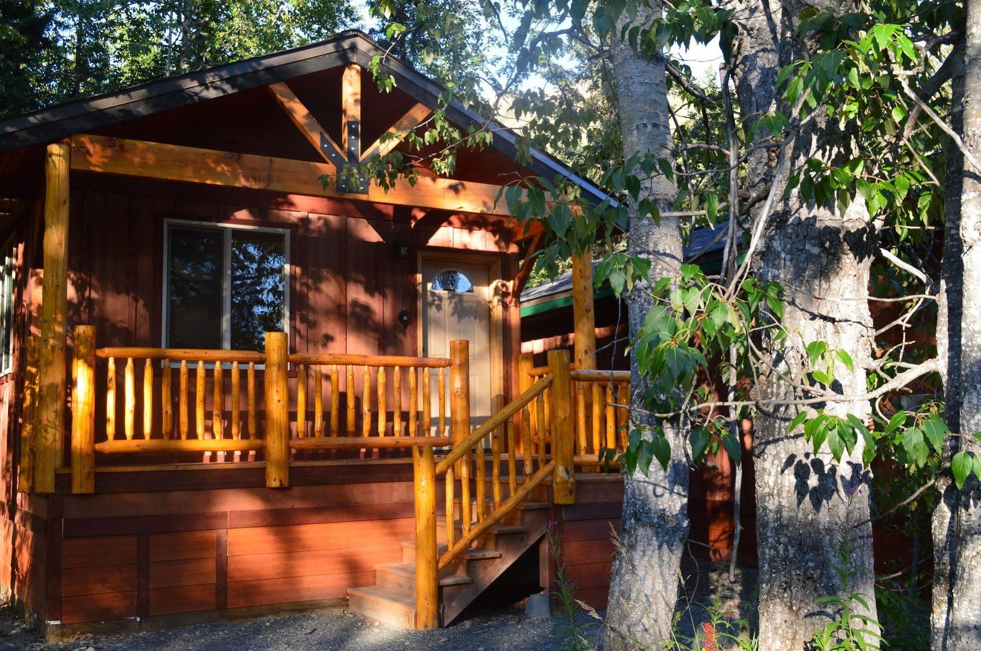 Summit Lake 苏米特湖畔旅舍酒店 外观 照片