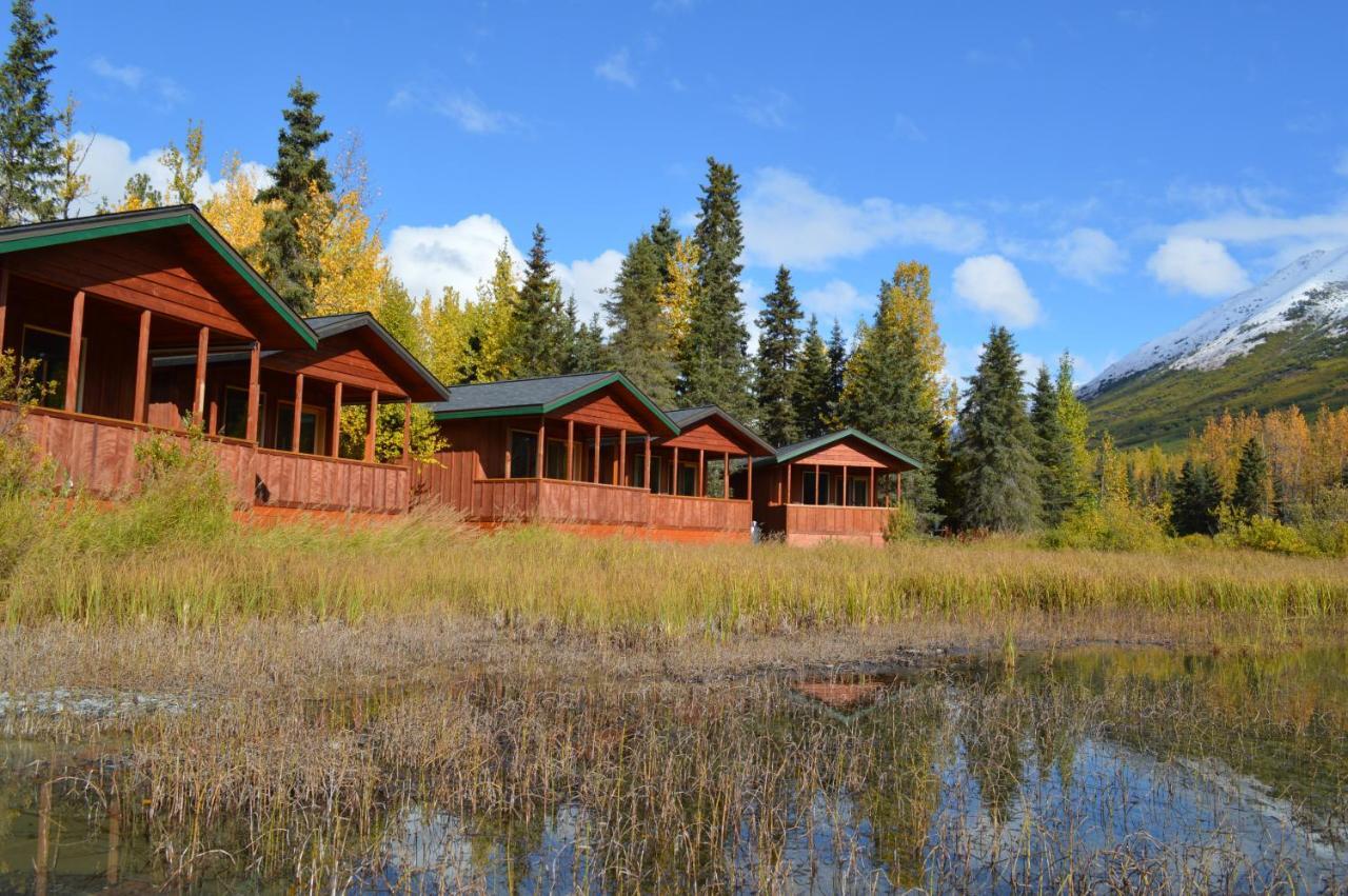 Summit Lake 苏米特湖畔旅舍酒店 外观 照片